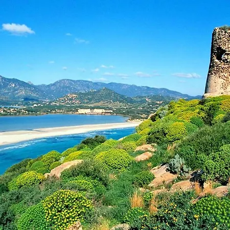 Three-room With Pool Appartement Villasimius