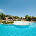 Three-room With Pool * Вилласимиус