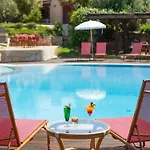 Three-room With Pool Апартаменты *