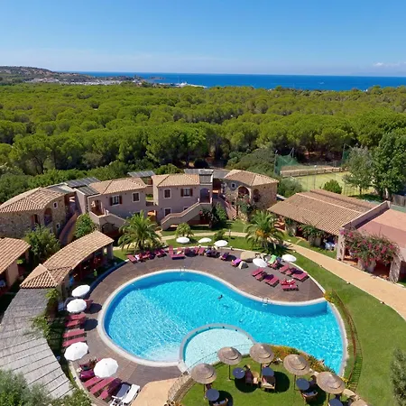 Three-room With Pool Apartment Villasimius