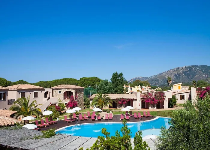 Three-room With Pool Apartment *